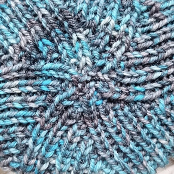 Handknit Merino Toque - Picture 4 of 4